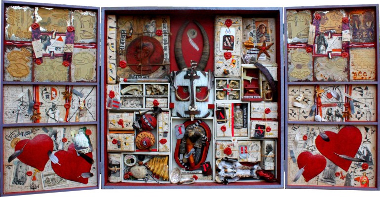 Cabinet de curiosité ouvert - copie